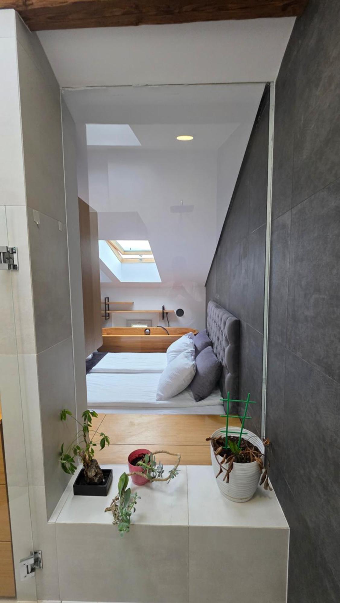 Amazing With Bedroom Tube By Citybeat Krakau