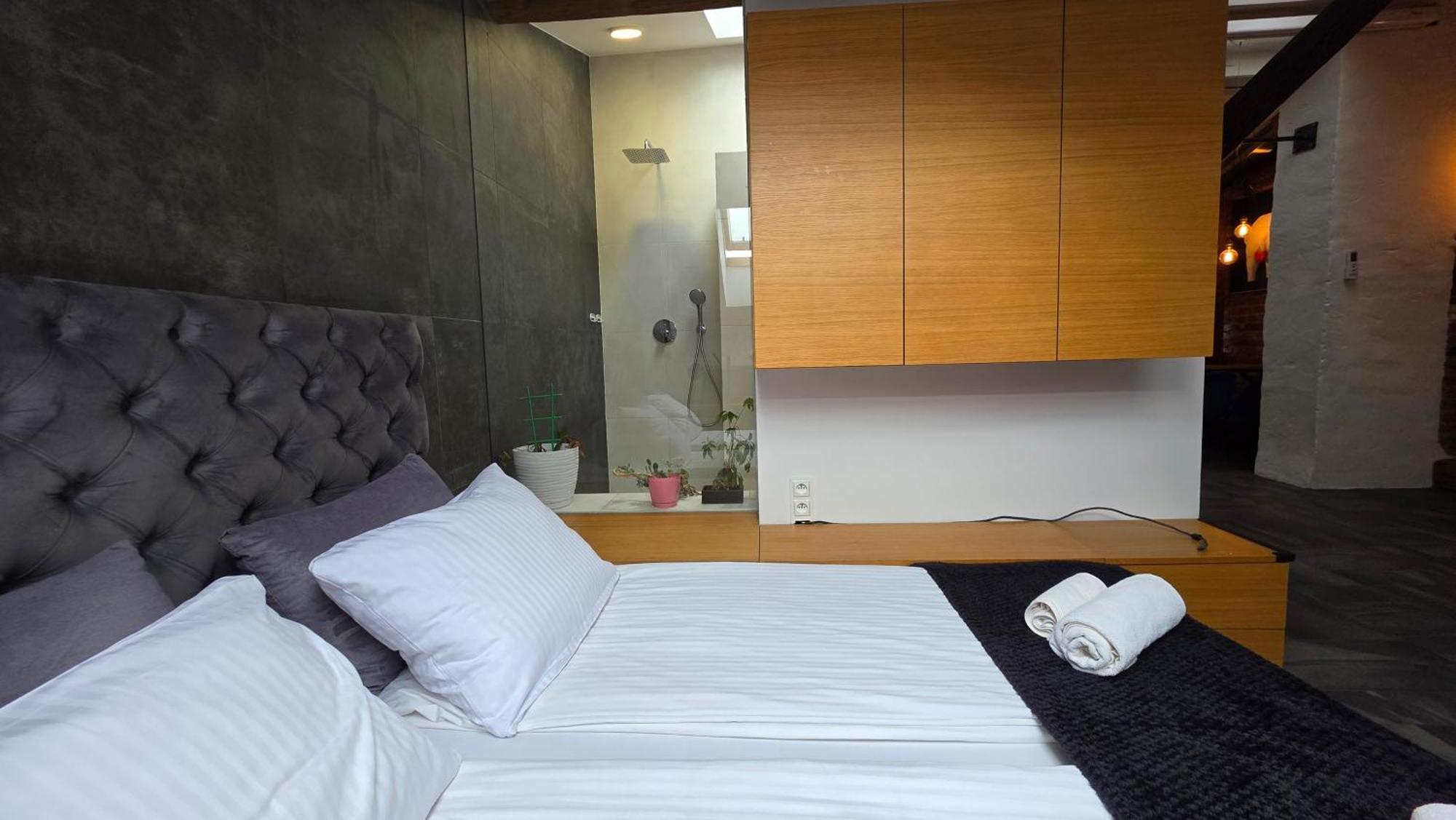 Amazing With Bedroom Tube By Citybeat Appartement Krakau